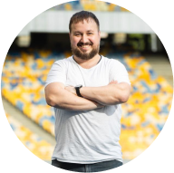 Роман Старіков